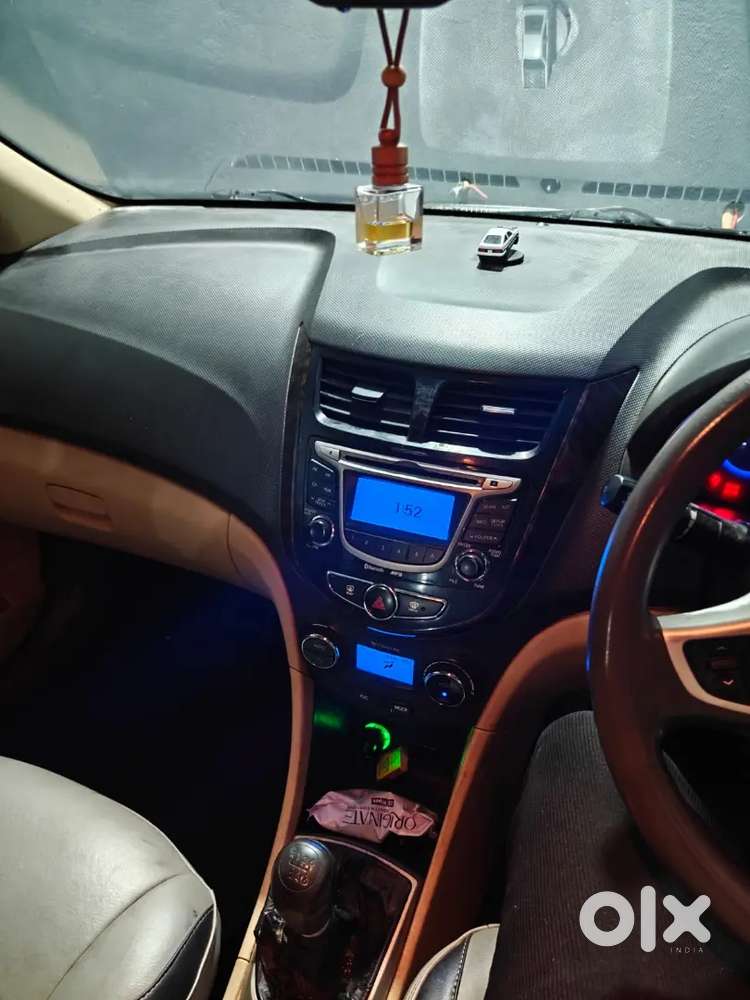 Hyundai Verna 1.6 Crdi 2012