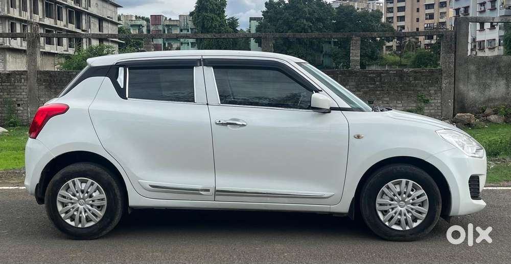 Maruti Suzuki Swift Lxi Option, 2018, Petrol
