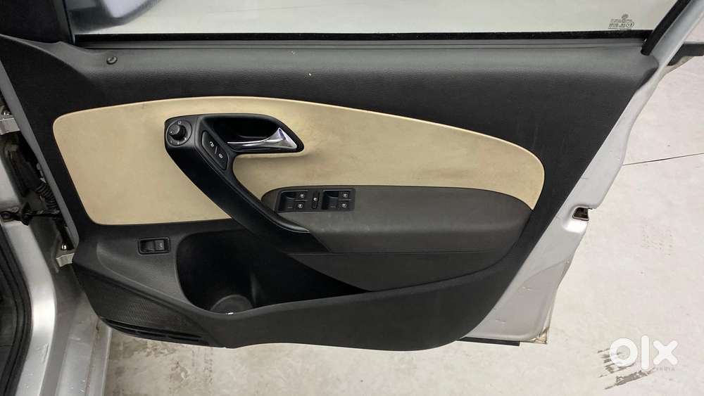 Skoda Rapid 1.0 Ambition Tsi At, 2021, Petrol