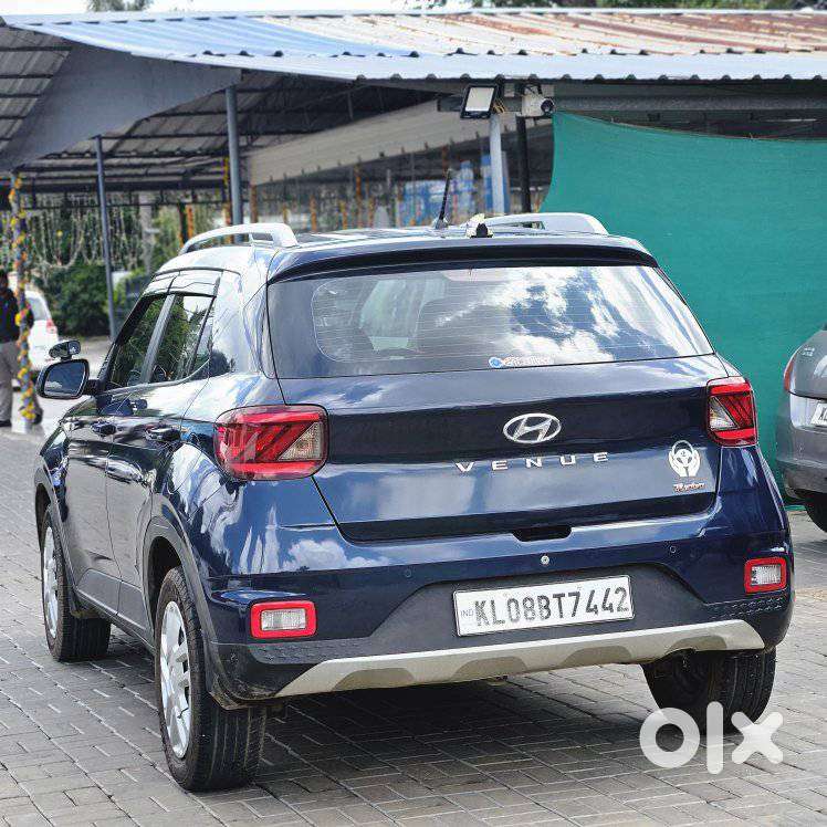 Hyundai Venue S Turbo Dct, 2019