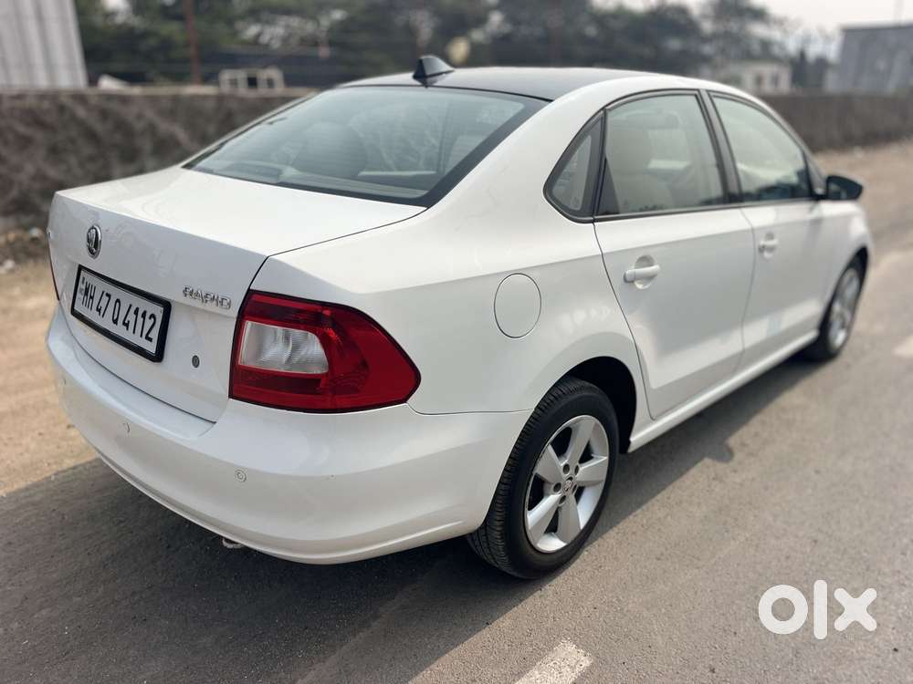 Skoda Rapid 1.6 Mpi At Style, 2016, Petrol