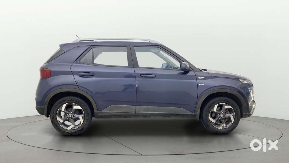 Hyundai Venue 1.0 S (o) Turbo Dct, 2022, Petrol
