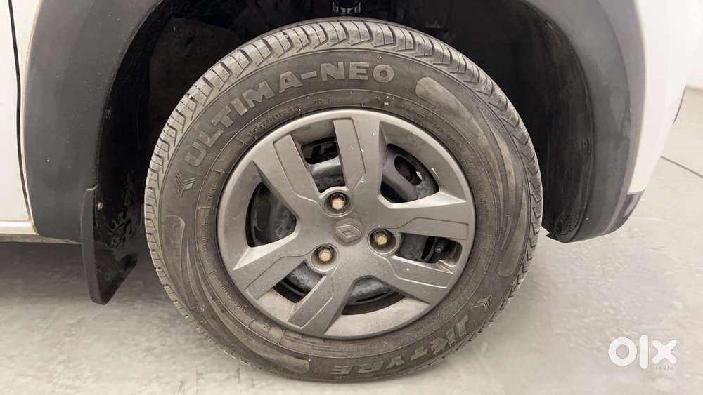 Renault Kwid 2019-ongoing 1.0 Rxt Amt (o), 2017, Petrol