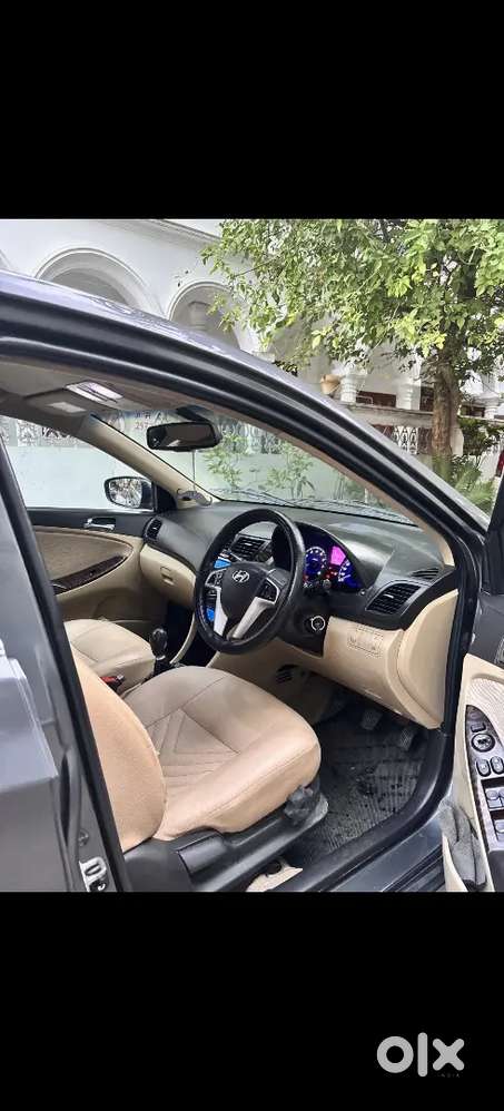 Hyundai Verna 2012 Petrol Well Maintained