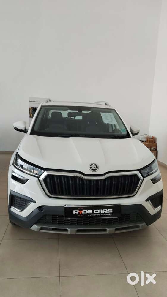 Skoda Kushaq 1.0 Tsi Style At, 2023, Petrol