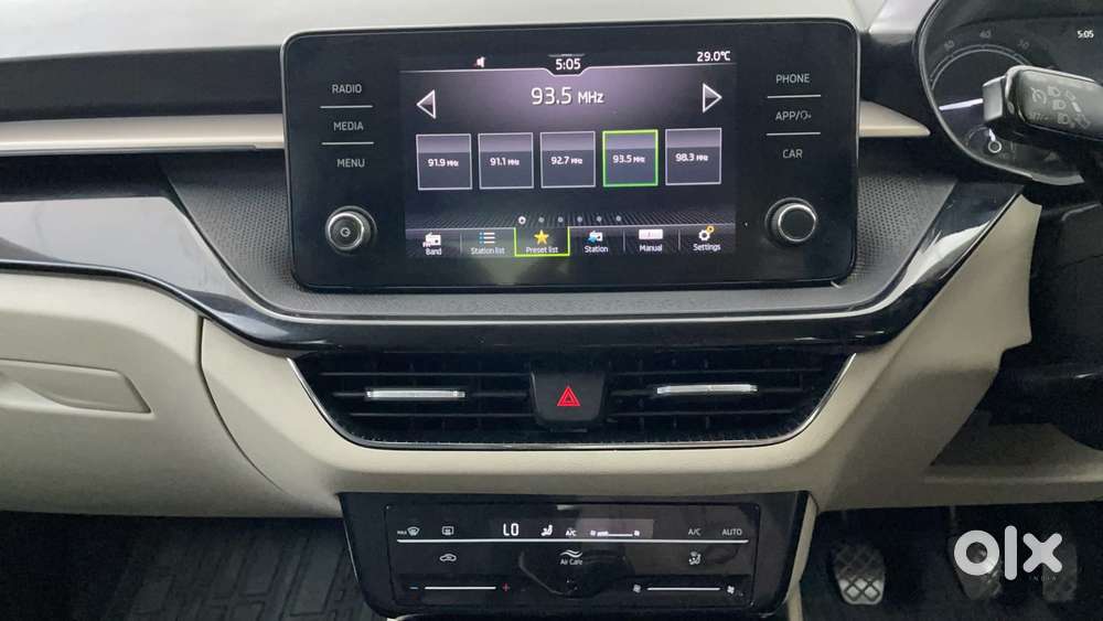 Skoda Slavia Ambition 1.0l Tsi Mt, 2022, Petrol