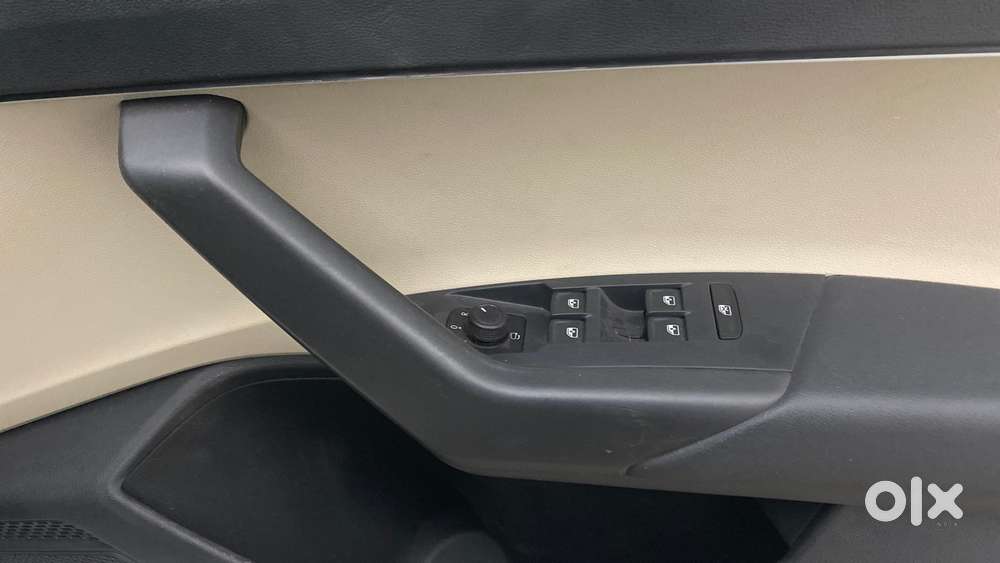 Skoda Slavia 1.5 Tsi Style Dsg, 2022, Petrol