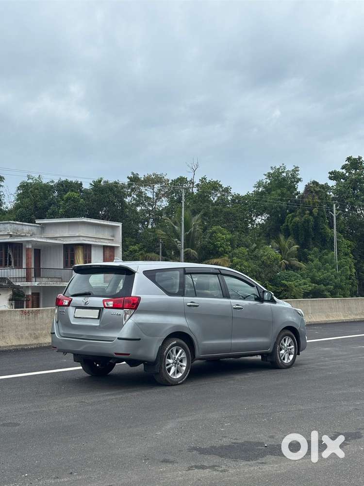 Toyota Innova Crysta 2.4 G Mt 7 Str, 2019, Diesel