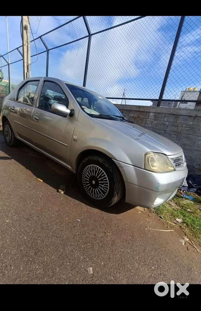 Mahindra Logan Petrol 2009