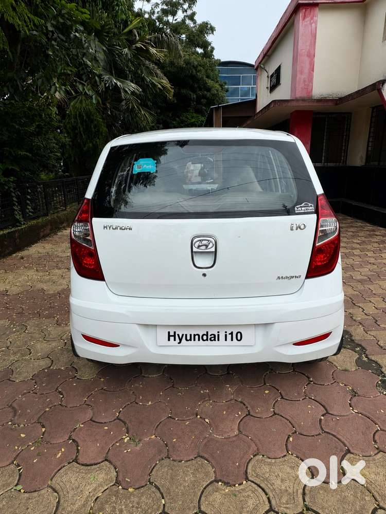 Hyundai I10 2012 Petrol + Cng 75000 Km Driven At Showroom Condition