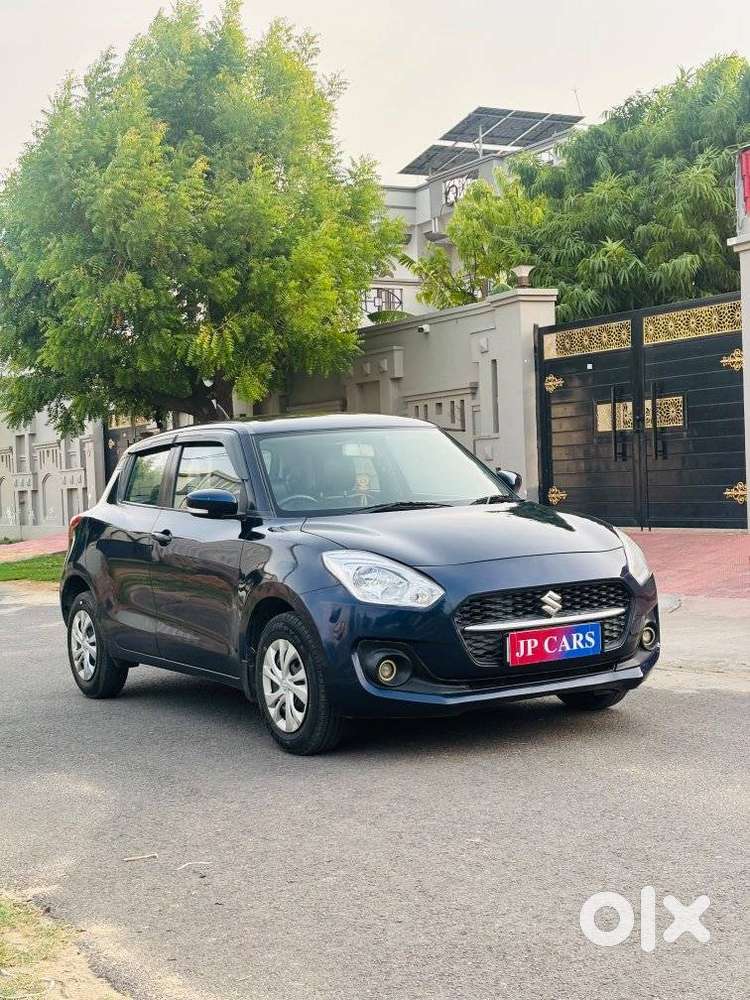 Maruti Suzuki Swift Vxi + Manual, 2022, Petrol