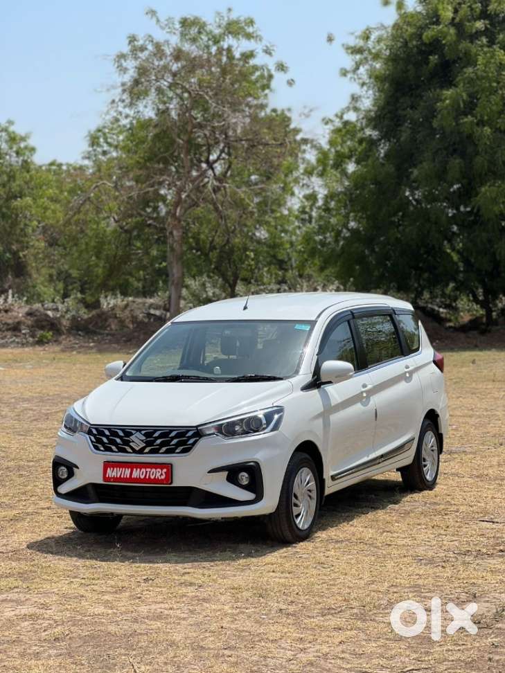 Maruti Suzuki Ertiga Vxi At Petrol, 2024, Petrol