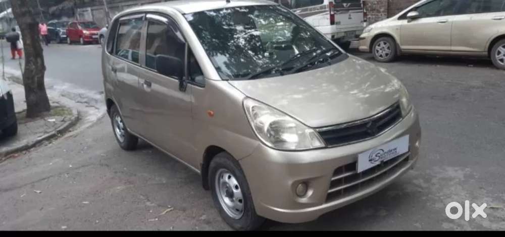 Maruti Suzuki Estilo Lxi Bs-iv, 2010, Petrol