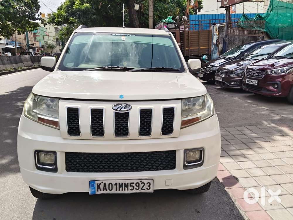 Mahindra Tuv 300 T8, 2015, Diesel