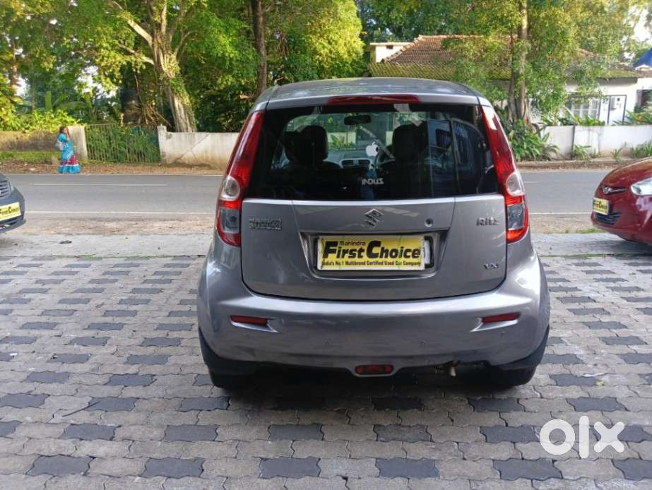 Maruti Suzuki Ritz Vxi, 2012, Petrol