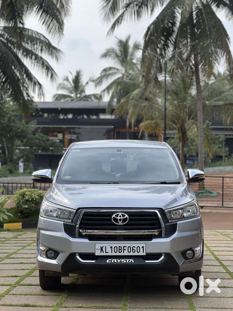 Toyota Innova Crysta 2.4 Gx Mt, 2016, Diesel