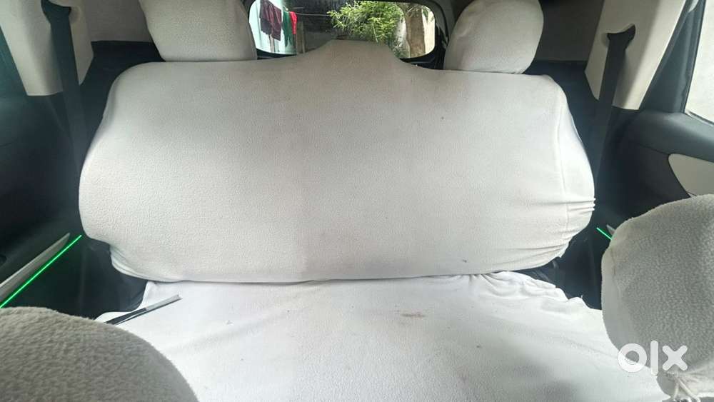Mahindra Xuv700 2024 Diesel Well Maintained