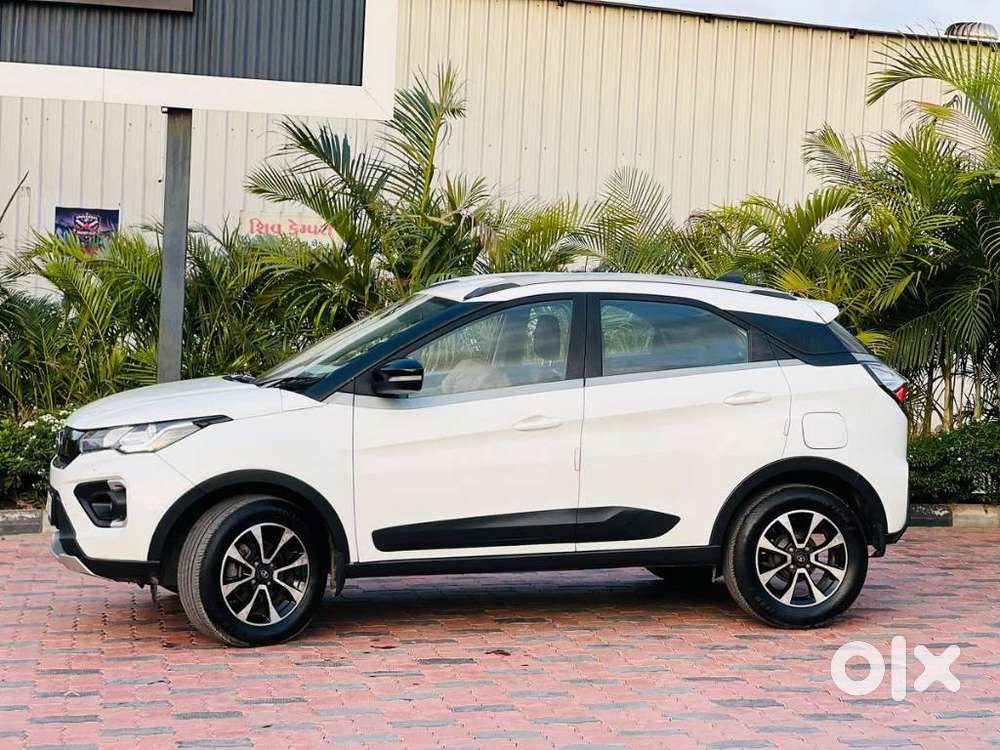 Tata Nexon 1.2 Revotron Xz Plus (s), 2020, Petrol
