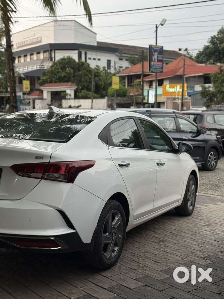 Hyundai Verna 1.5 Sx Ivt, 2020, Petrol