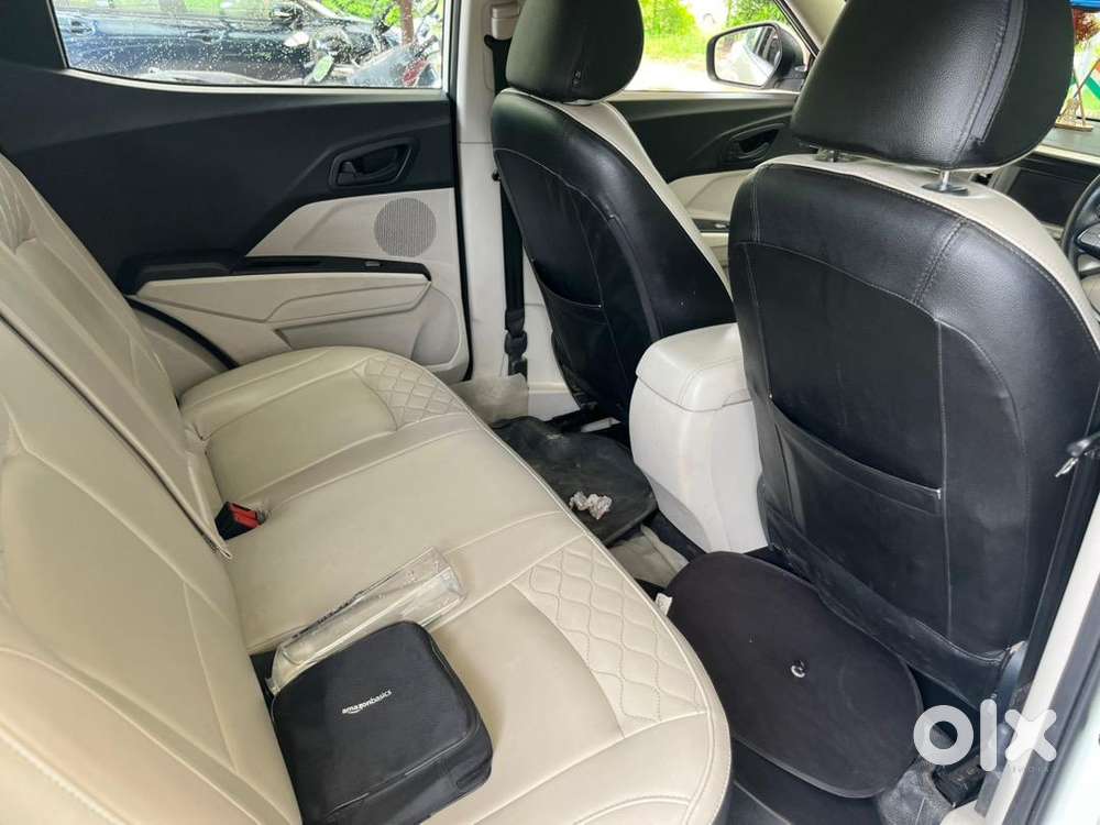 Xuv 300 Petrol Well Maintained