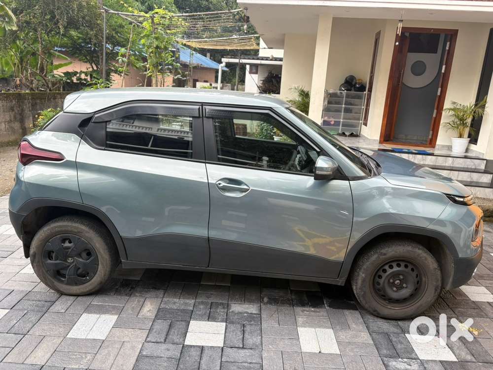 Tata Punch Petrol 2022