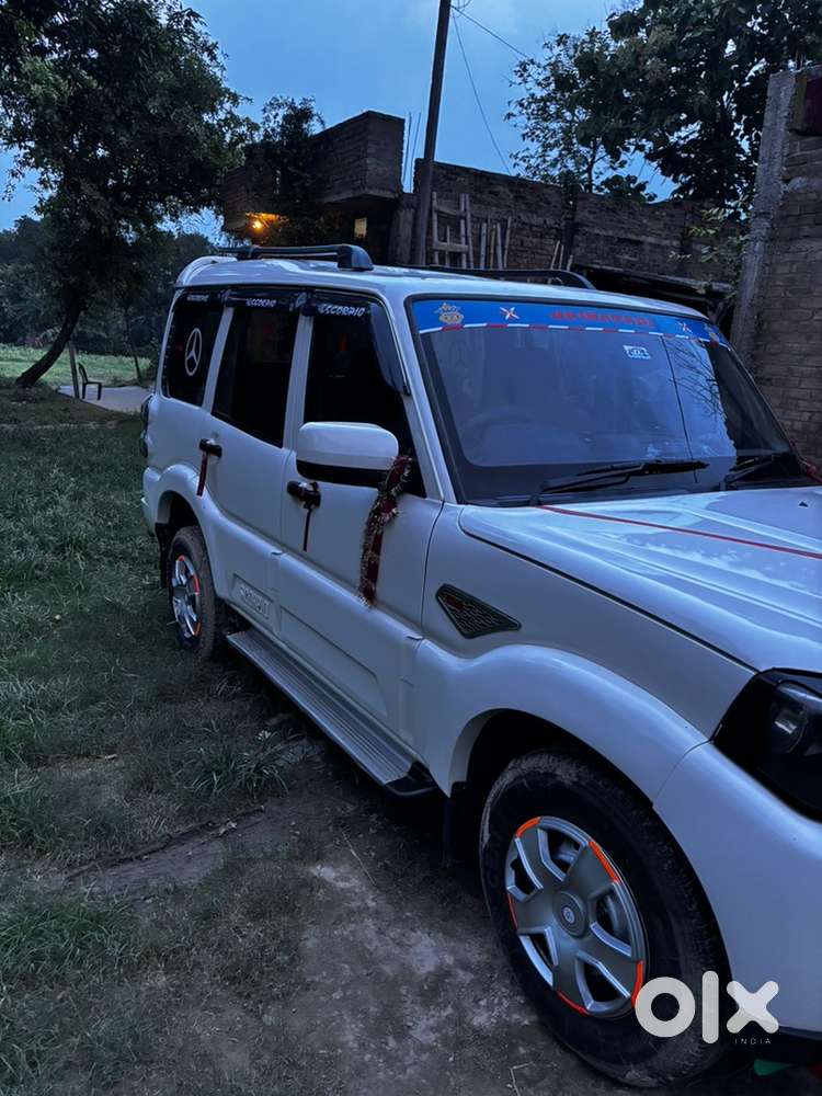 Mahindra Scorpio 2015