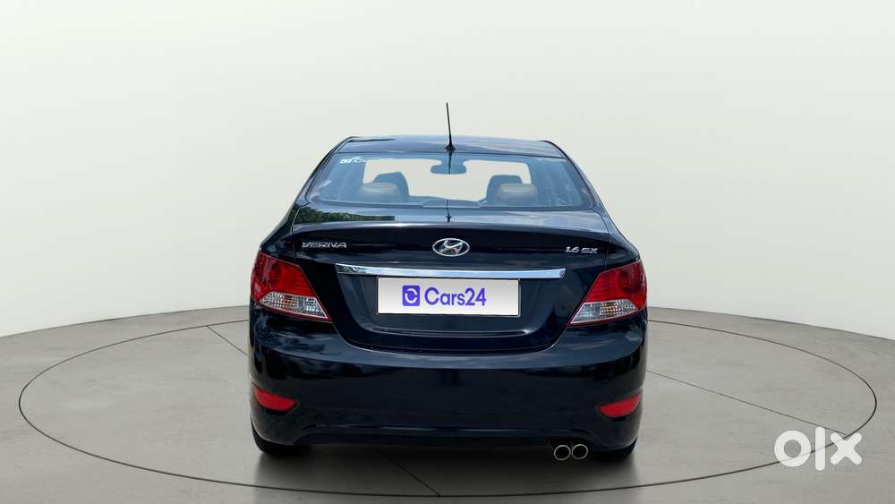 Hyundai Verna Fluidic 1.6 Vtvt Sx, 2014, Petrol