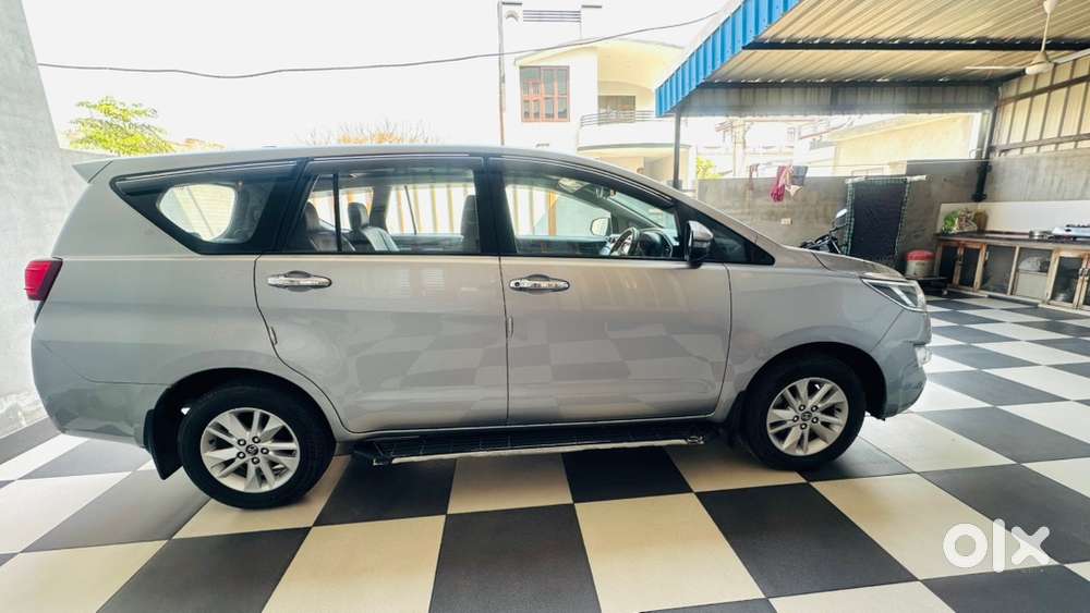 Toyota Innova Crysta 2018 Diesel Well Maintained