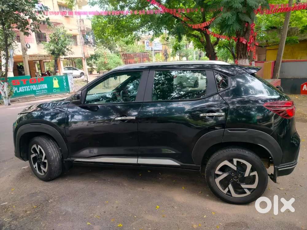 Nissan Magnet With Good Condition