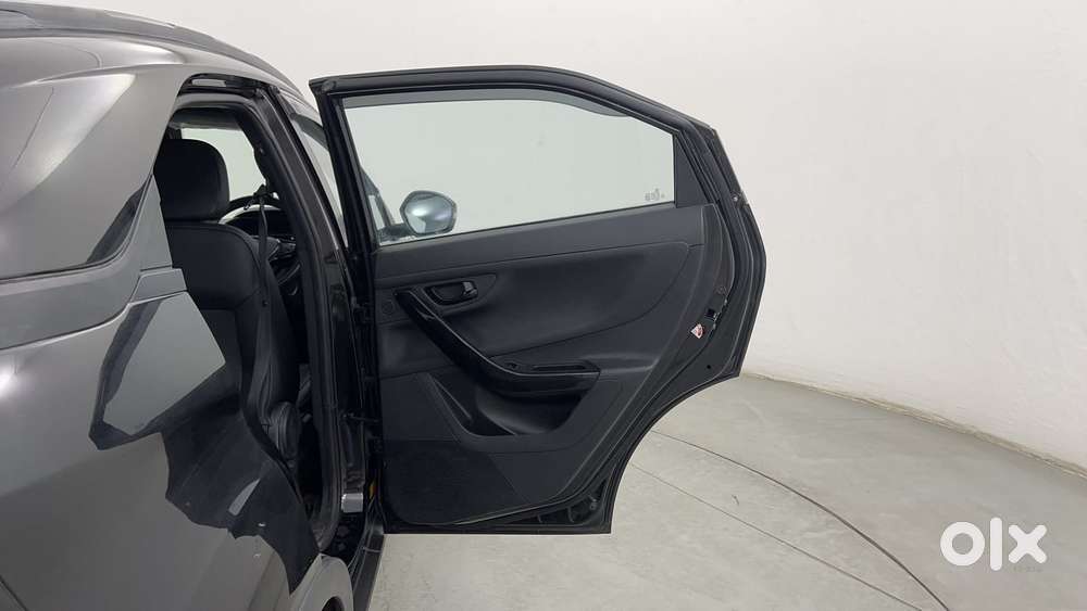Tata Nexon 1.2 Revotron Xza Plus (o) Dark Edition, 2022, Petrol
