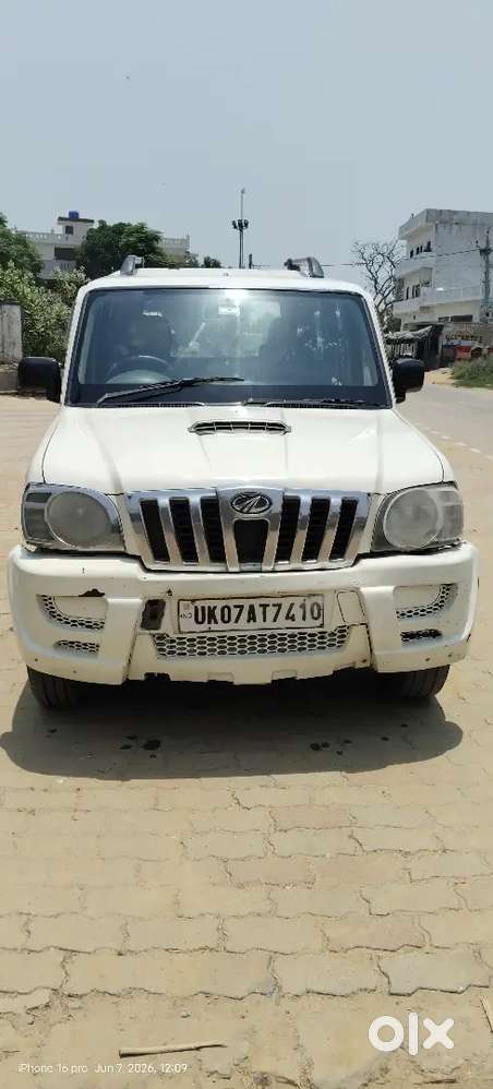 Mahindra Scorpio Classic 2012 Diesel 174000 Km Driven