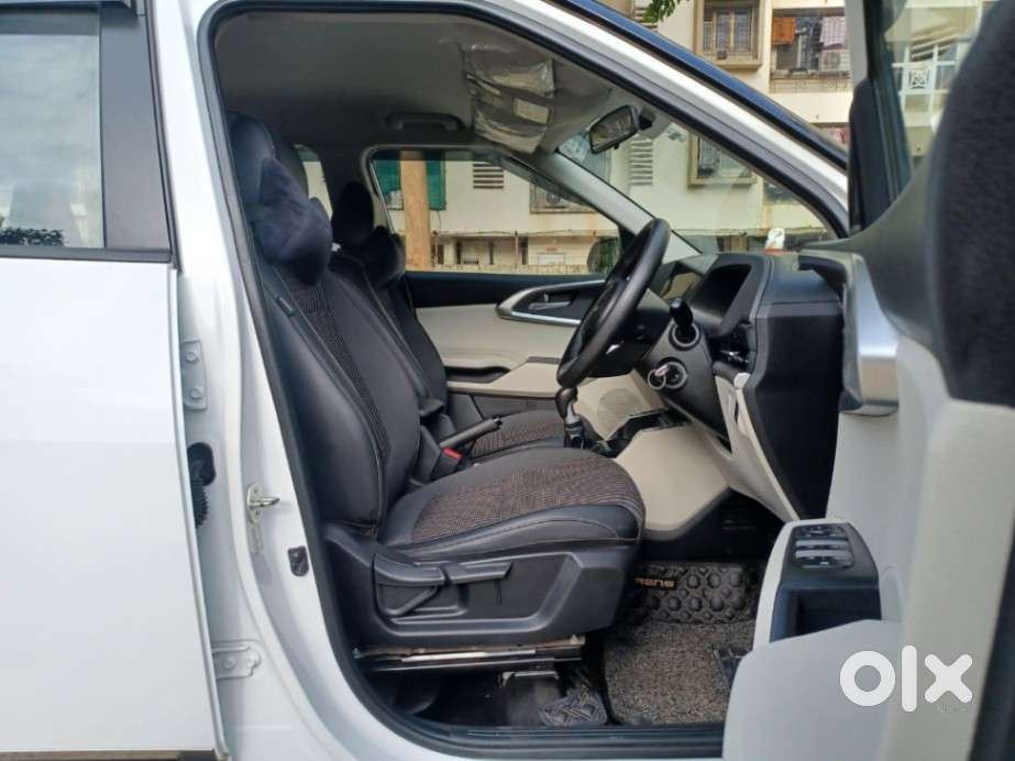 Kia Carens 1.5 Prestige 7 Str, 2023, Petrol