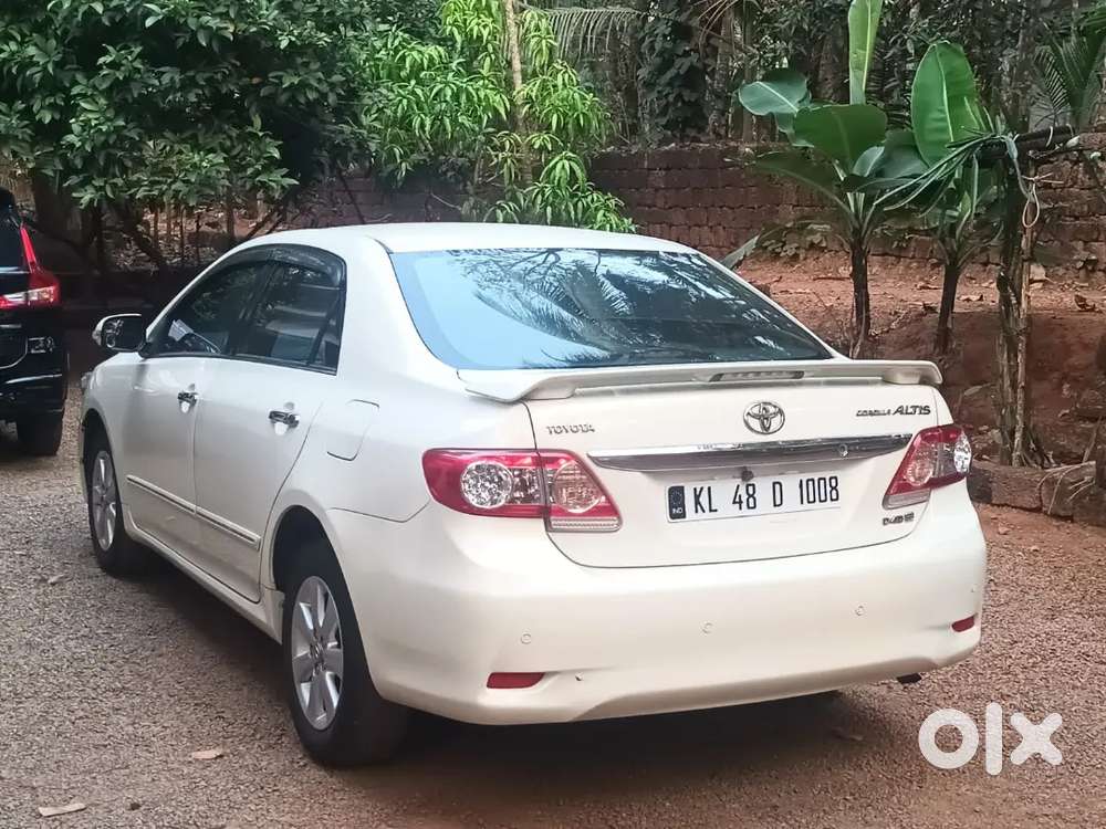 Toyota Corolla Altis 2012 Diesel Well Maintained