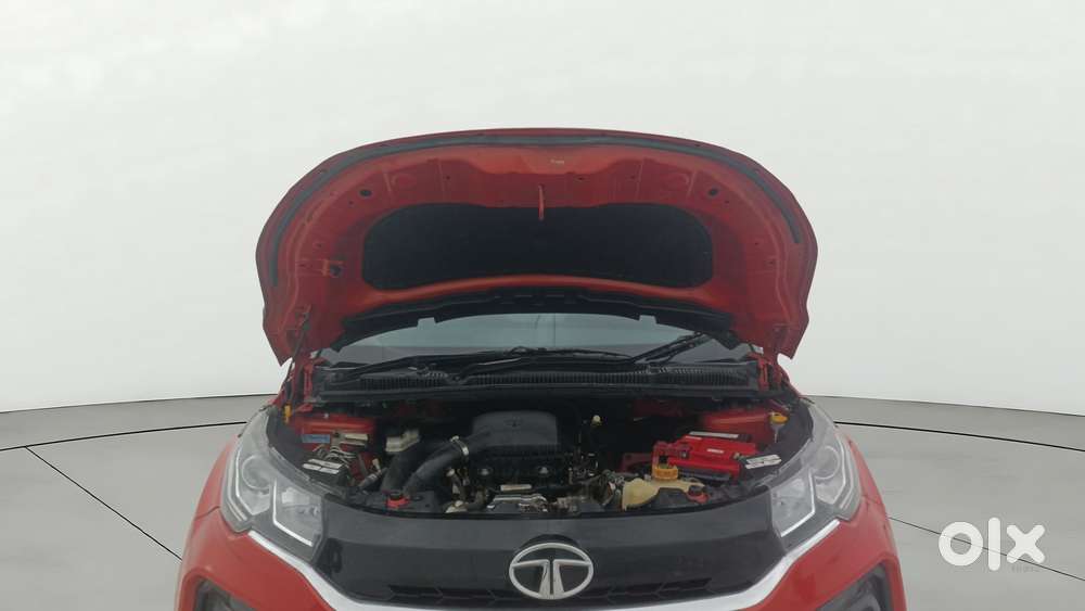 Tata Nexon 1.5 Revotorq Xma Amt (s), 2021, Petrol