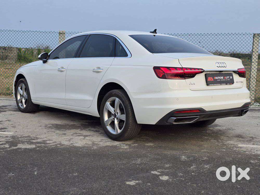 Audi A4 2.0 Premium Plus 40 Tfsi, 2023, Petrol
