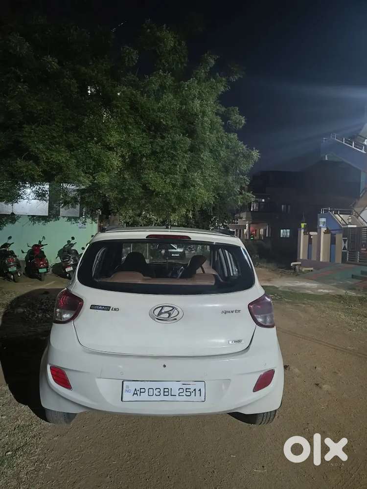 Hyundai Grand I10 Sportz Crdi 2014