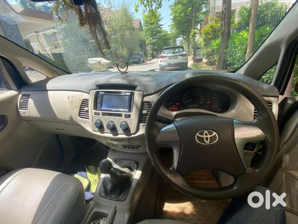 Toyota Innova 2014 Diesel Well Maintained