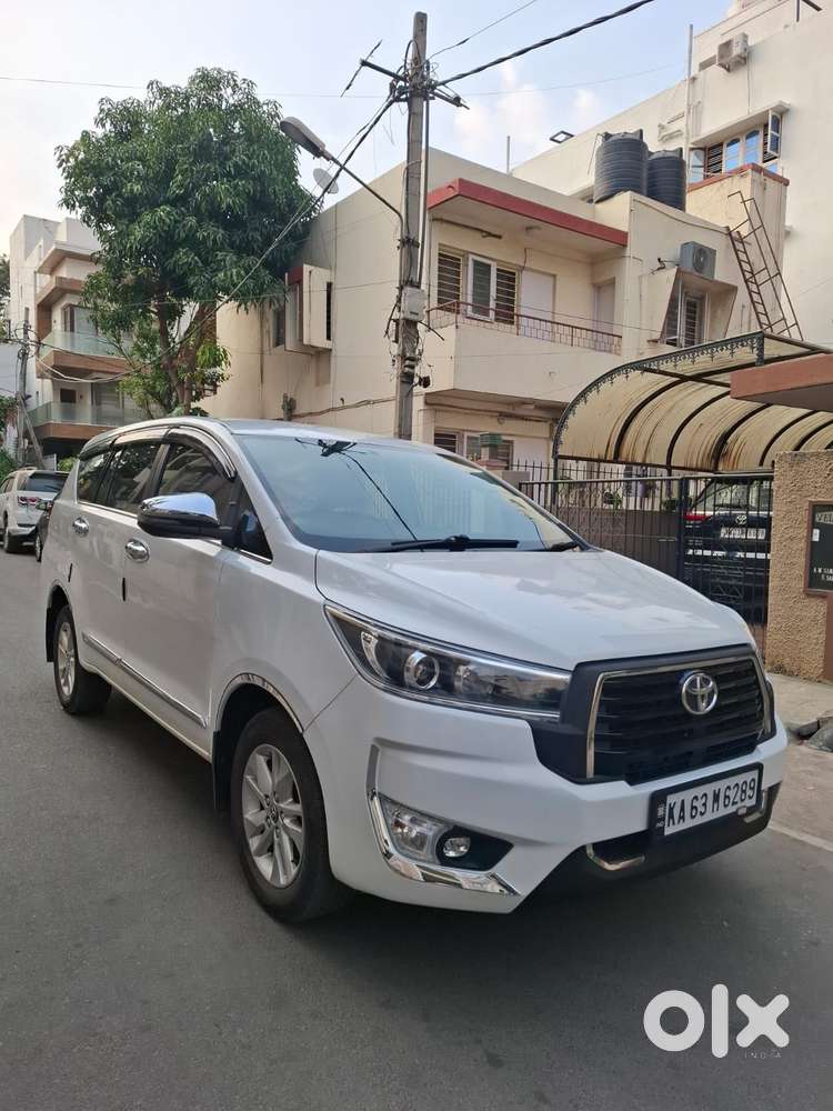 Toyota Innova Crysta 2.8 Gx At 8s, 2020, Diesel