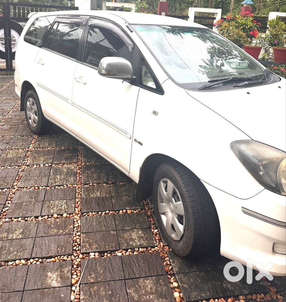Toyota Innova 2007 Diesel Well Maintained, 4 New Tyres