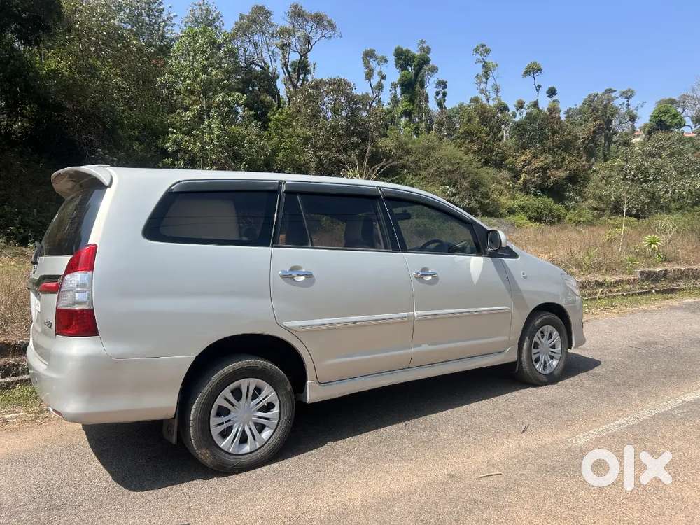 Toyota Innova 2013 Diesel Well Maintained