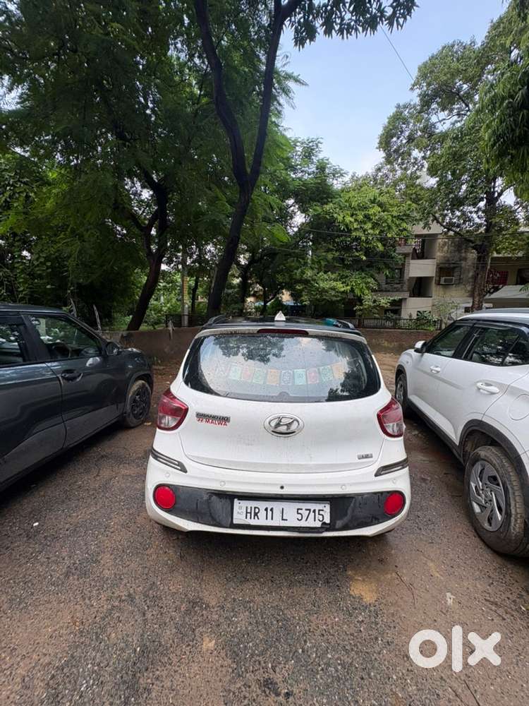 Hyundai Grand I10 Petrol 42300 Km Driven