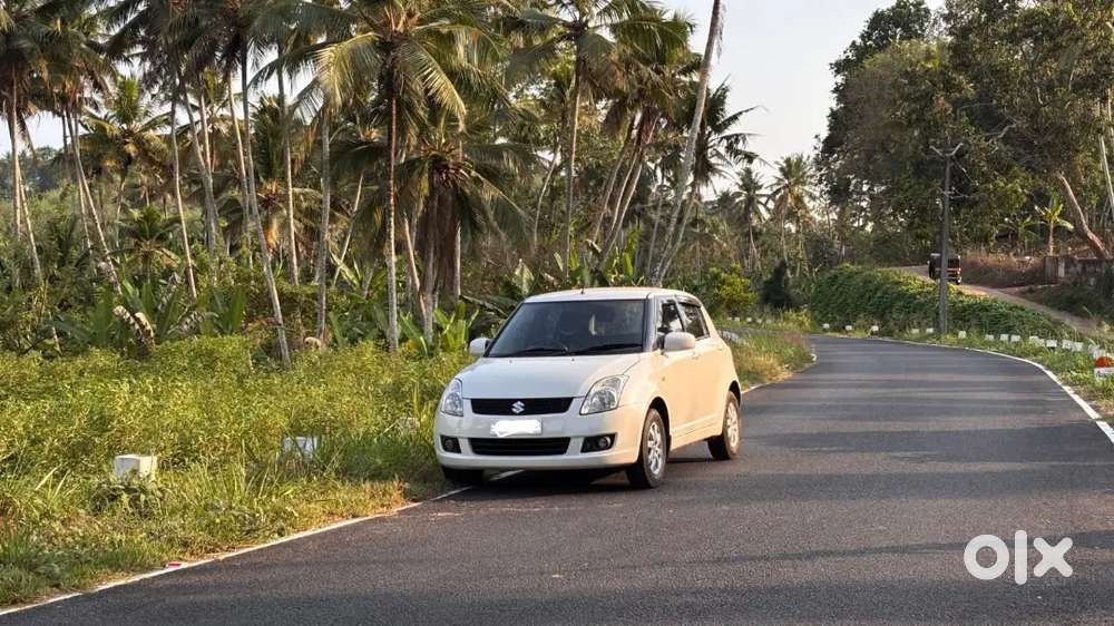 Front Glass Replaced Replaced Recently   Service History Available