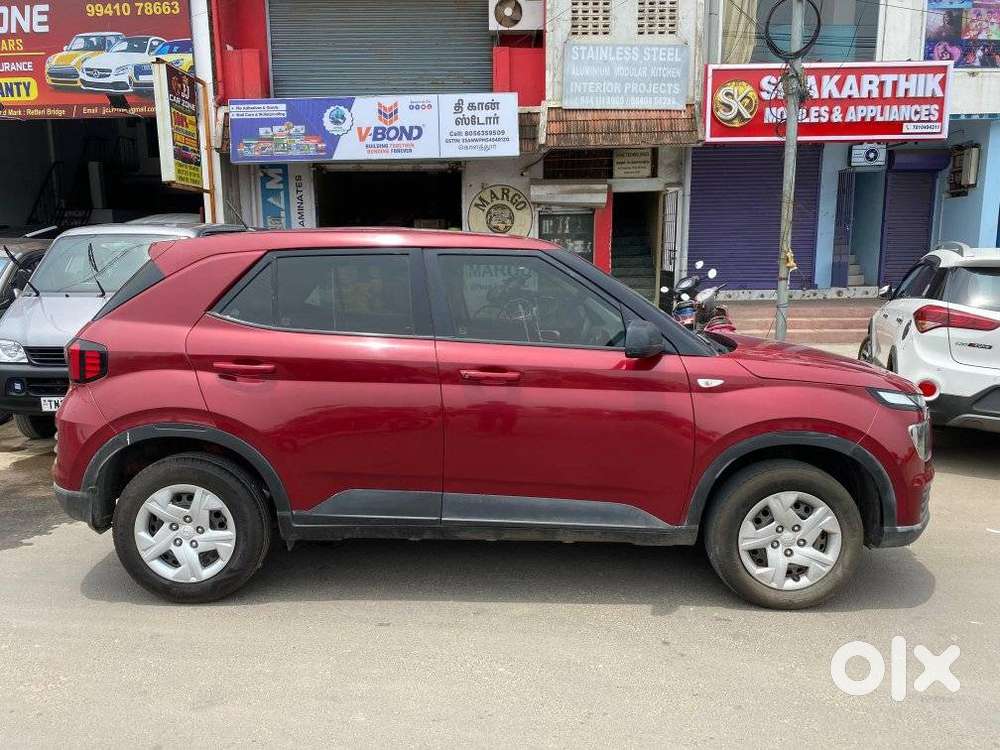 Hyundai Venue E 1.2 Petrol, 2022, Petrol