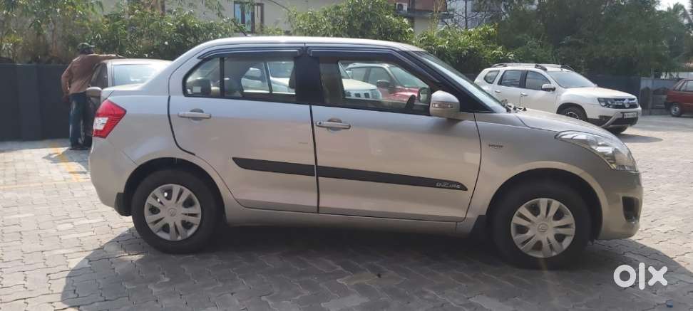 Maruti Suzuki Dzire 1.2 Vxi Amt, 2014, Petrol