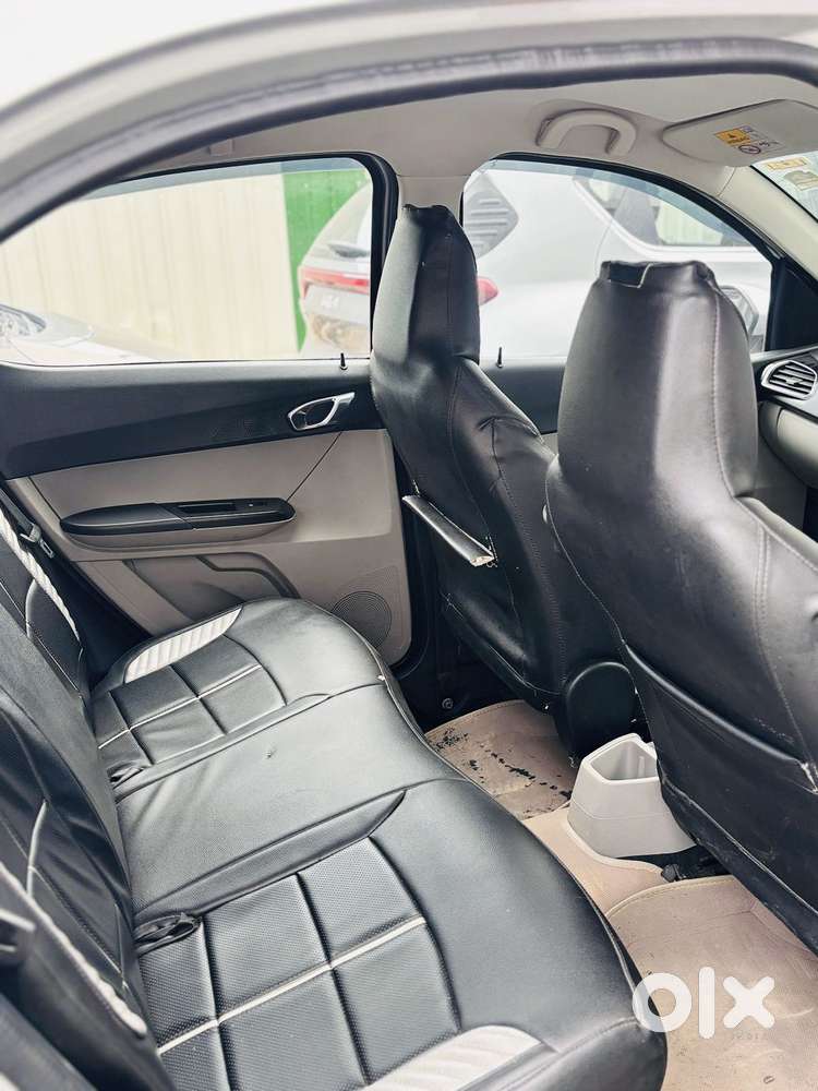 Tata Tiago 1.2 Revotron Xz (o), 2017, Petrol