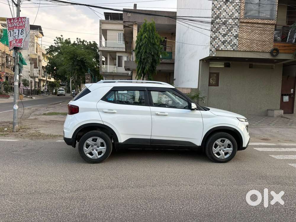 Hyundai Venue 1.2 S Plus, 2021, Petrol