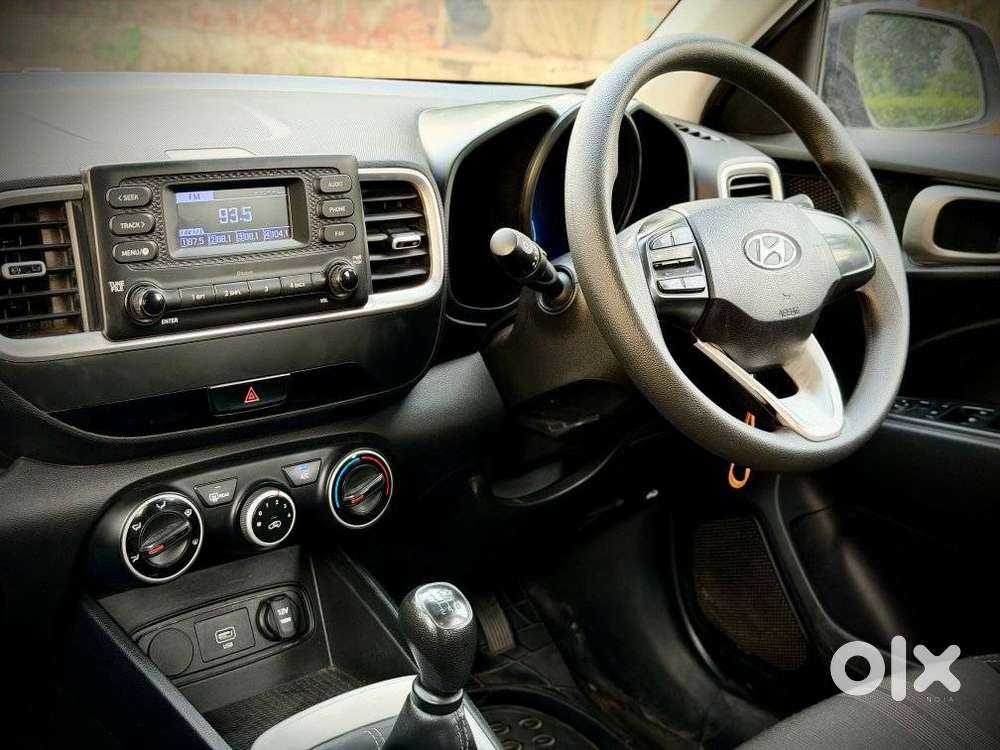 Hyundai Venue S 1.2 Petrol, 2021, Petrol