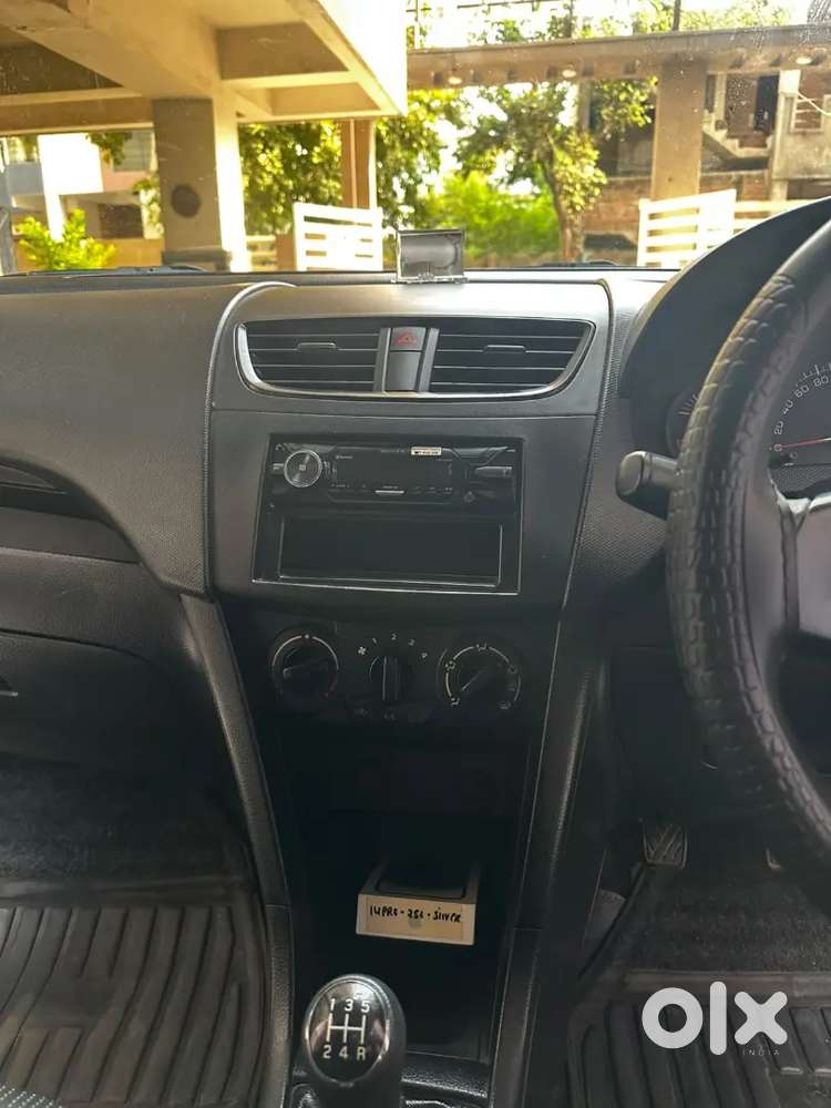 Maruti Suzuki Swift 2011 Petrol Lxi Manual