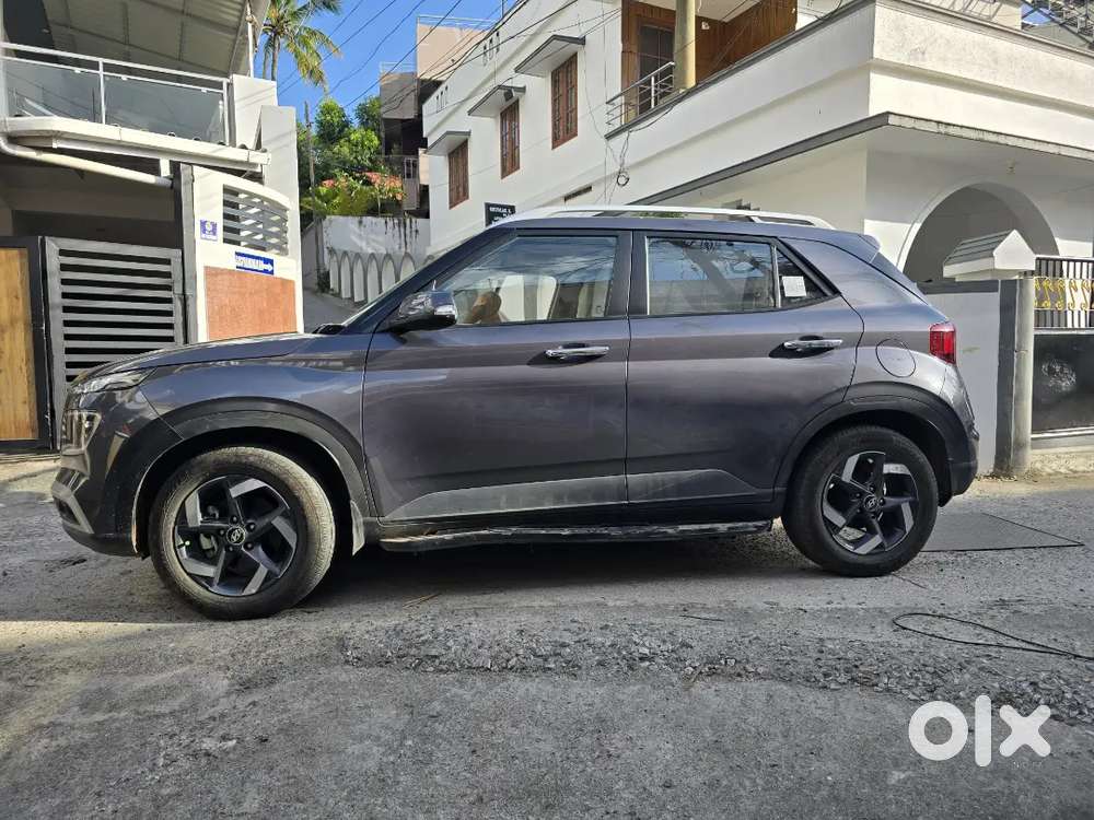 Hundai Venue  Diesel  2019  32000 Km
