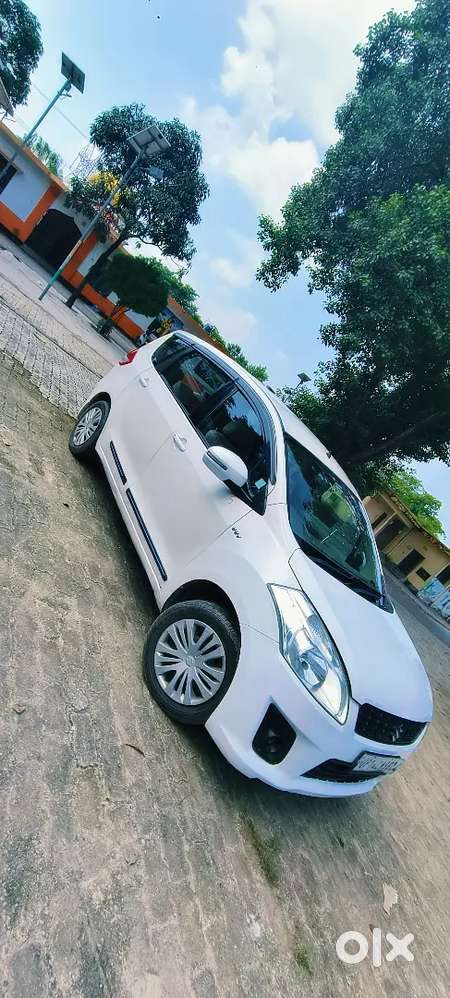 Damdar Engine 2015 Ertiga Vxi Petrol Cng 2nd Owner Insurance Valid